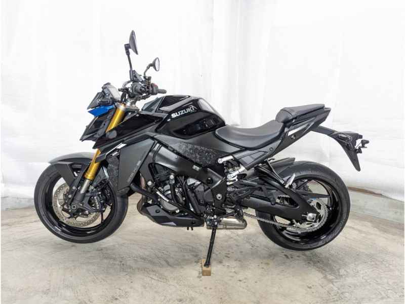 Suzuki GSX-S1000 2025