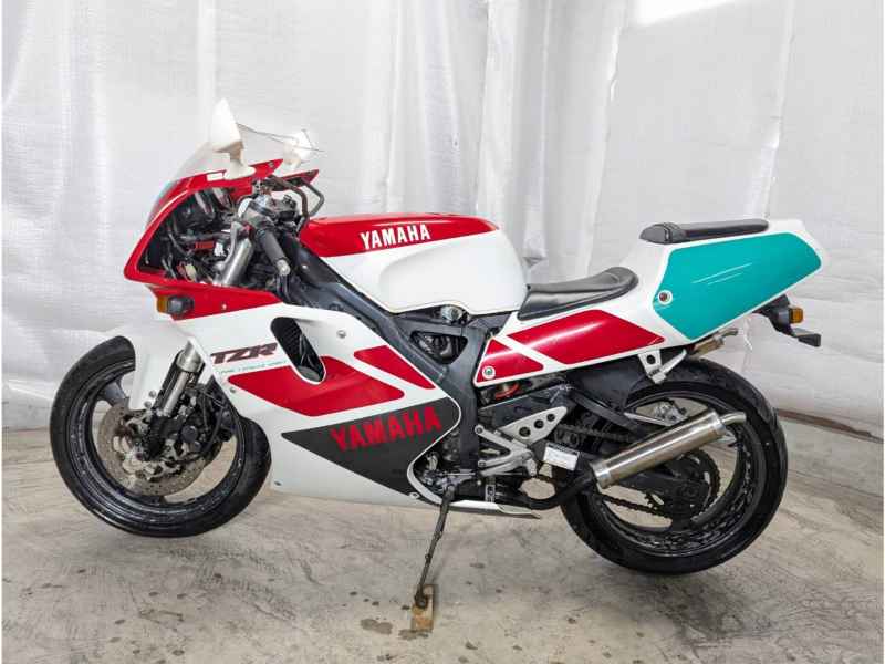 Yamaha TZR250R