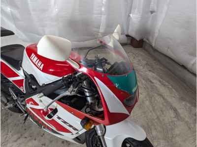 Yamaha TZR250R