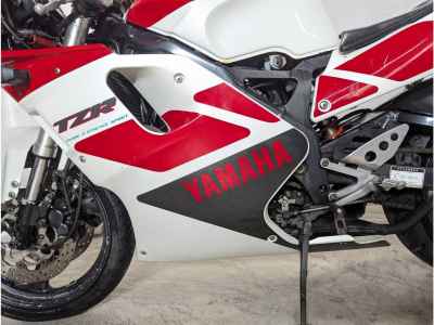 Yamaha TZR250R