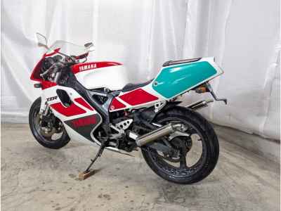 Yamaha TZR250R