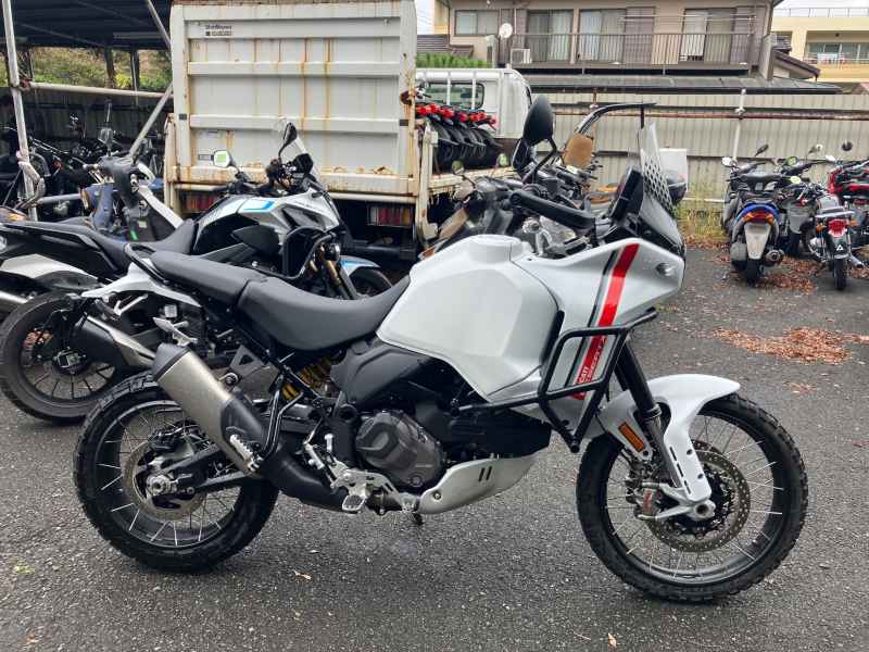 Ducati DesertX 2023