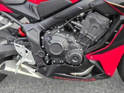 Honda CBR650R 2023
