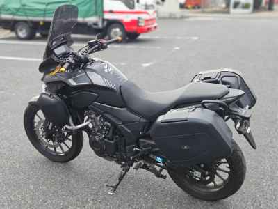 Honda CB400F 2023