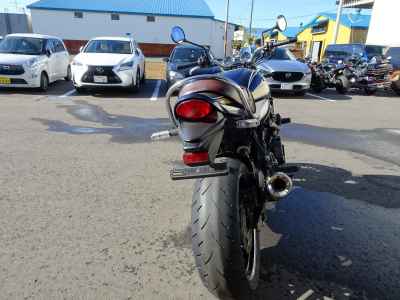 Kawasaki Z900RS 2023