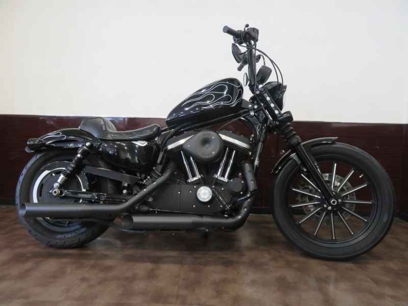 Harley-Davidson Sportster Iron XL883N 2014
