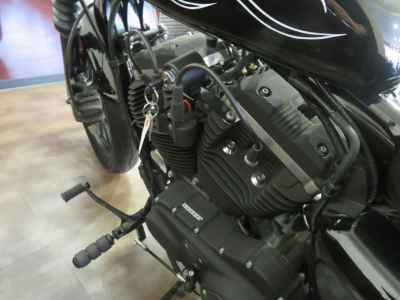 Harley-Davidson Sportster Iron XL883N 2014