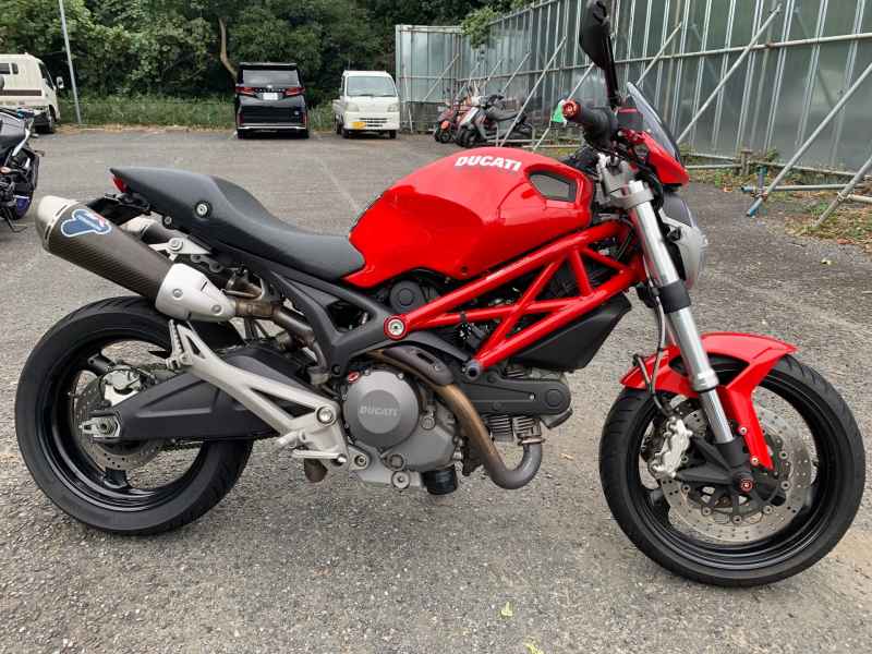Ducati Monster 696 2013