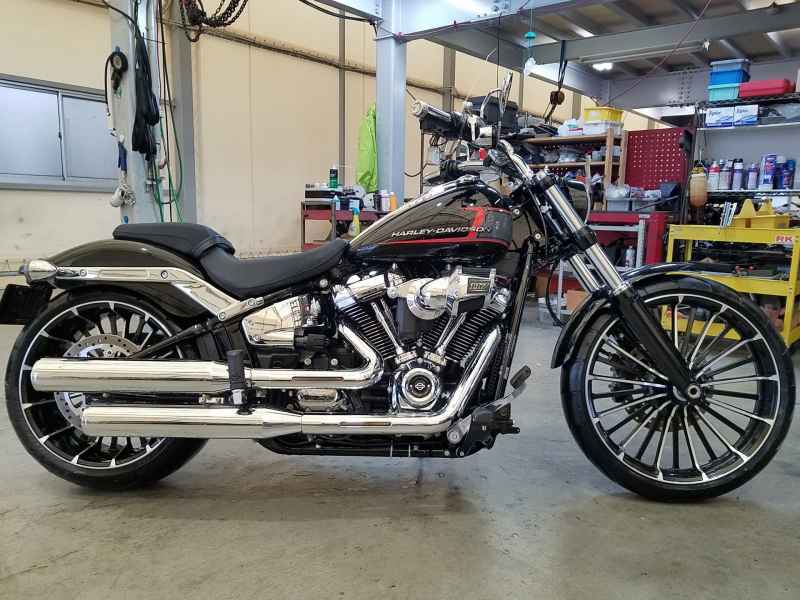 Harley-Davidson Breakout FXBR1750 2023