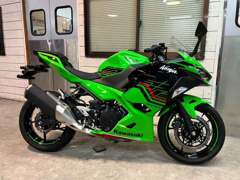 Kawasaki Ninja 400 2024
