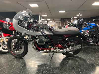 Moto Guzzi V7 Racer 2016