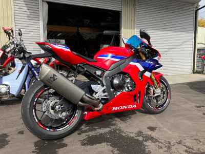 Honda CBR1000RR-R FB SP 2026