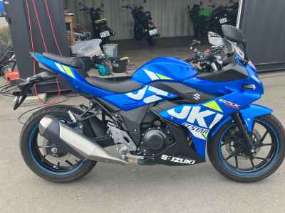 Suzuki GSX250R