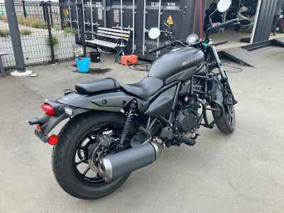 Kawasaki Eliminator 400 2023
