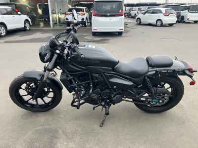 Kawasaki Eliminator 400 2023