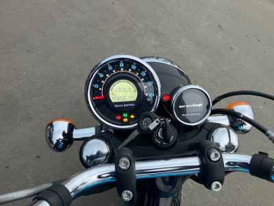 Royal Enfield Meteor 350 Supernova 2022