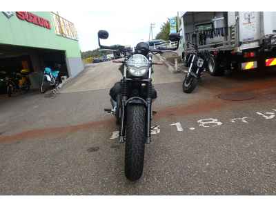 Moto Guzzi V9 Bobber Special 2025