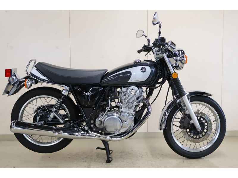 Yamaha SR400 2022