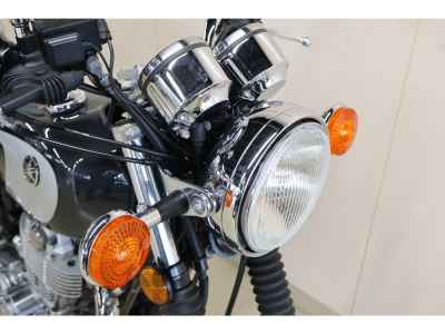 Yamaha SR400 2022