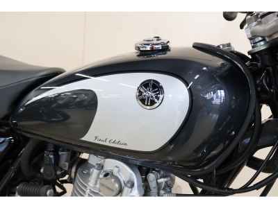 Yamaha SR400 2022