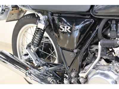 Yamaha SR400 2022