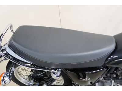 Yamaha SR400 2022