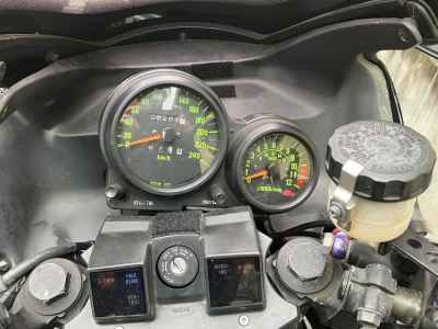 Kawasaki GPZ750F 2015