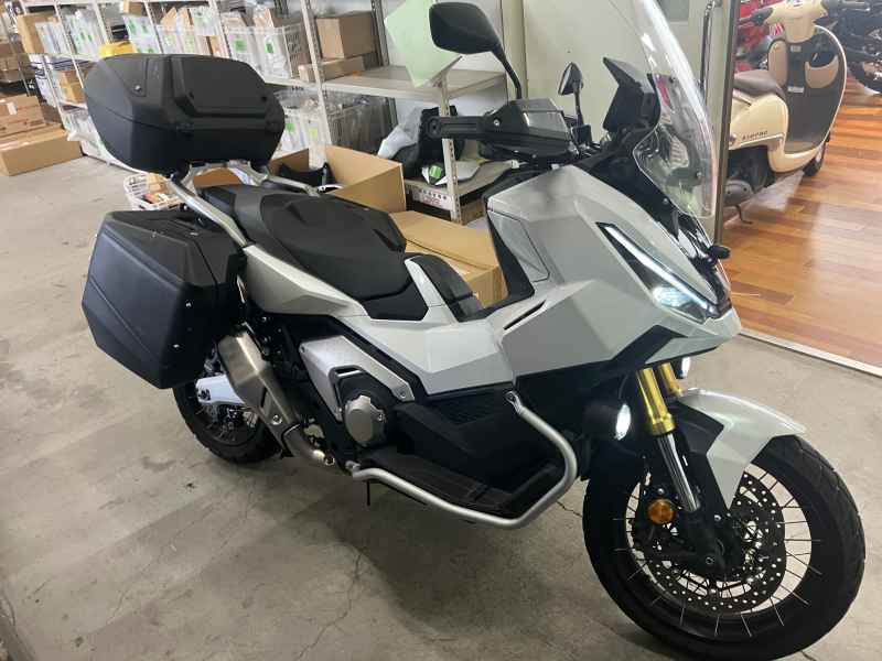 Honda X-Adv 750 2025