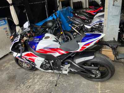 Honda CBR1000RR-R FB SP 2023