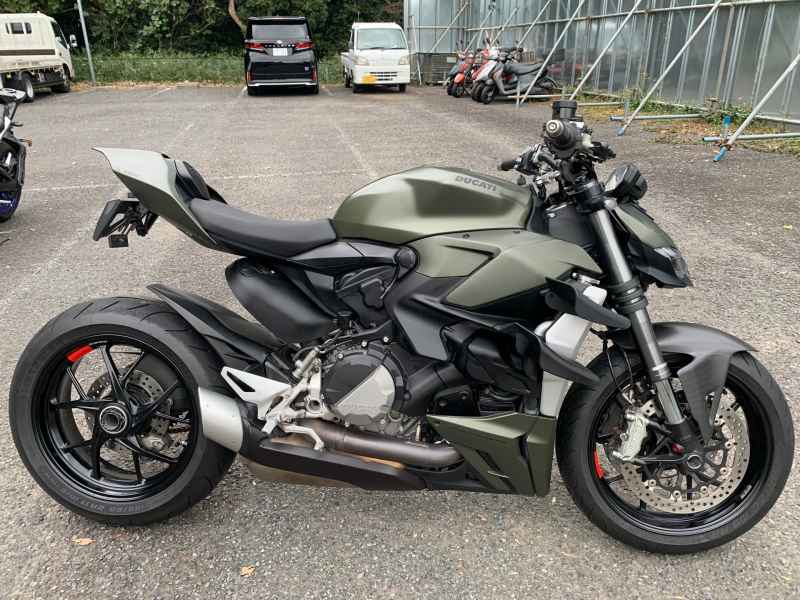 Ducati Streetfighter V2 2023