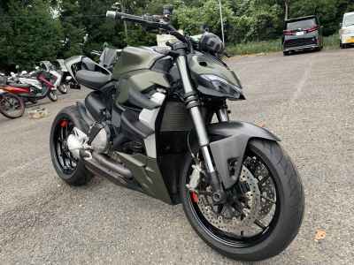 Ducati Streetfighter V2 2023