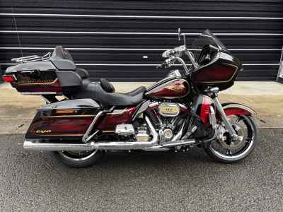 Harley-Davidson FLTRKSE CVO 2023