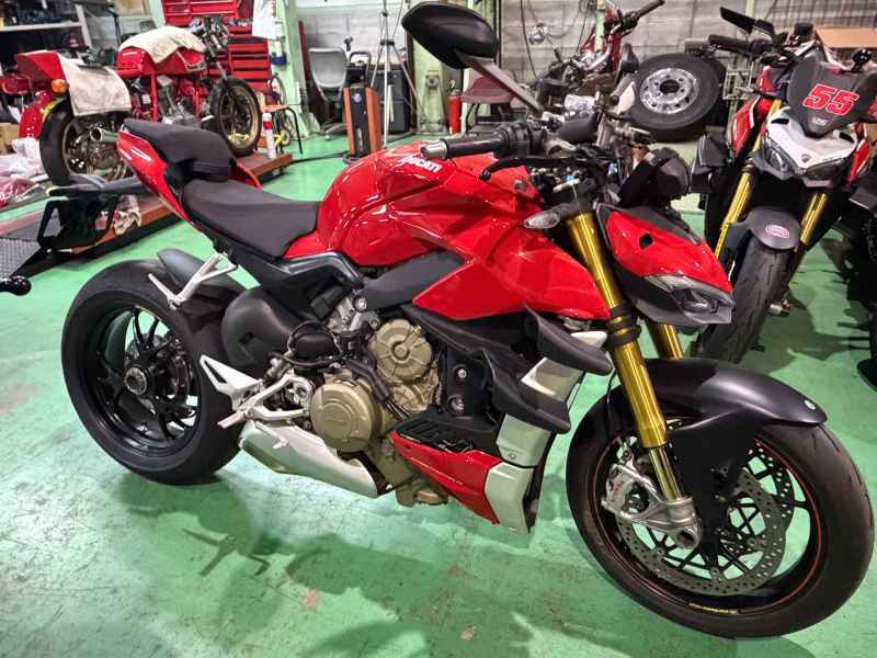 Ducati Streetfighter V4S 2021
