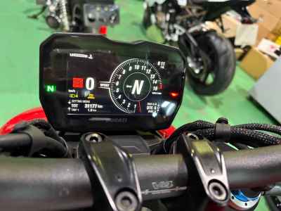 Ducati Streetfighter V4S 2021