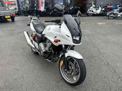 Honda CB400 Super Boldor 2026