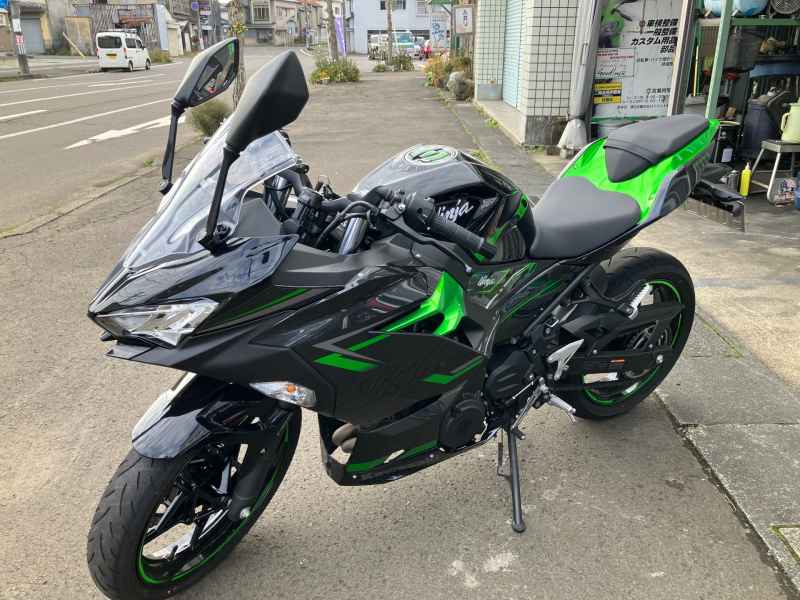 Kawasaki Ninja 400 2025