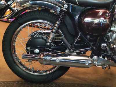 Kawasaki Estrella