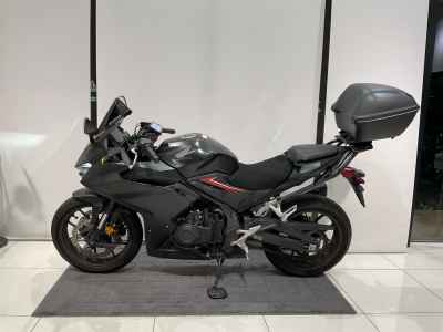 Honda CBR400R 2024