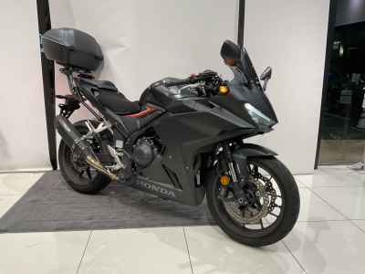 Honda CBR400R 2024