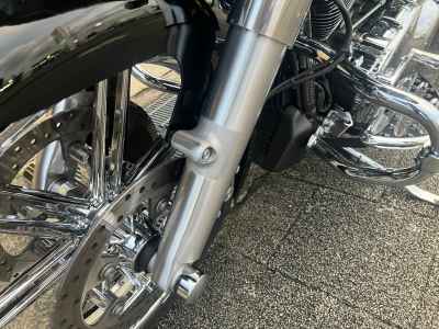 Harley-Davidson Road Glide FLTRXS1870 2023