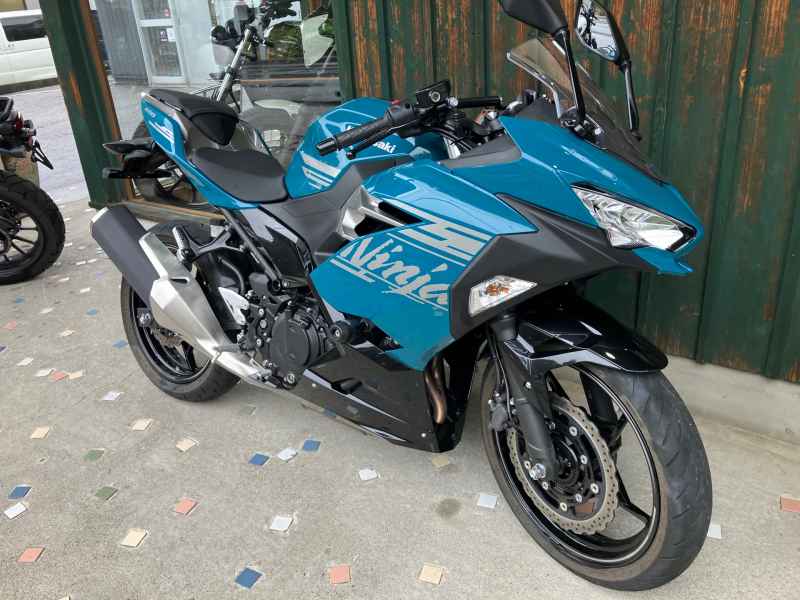 Kawasaki Ninja 400 2021