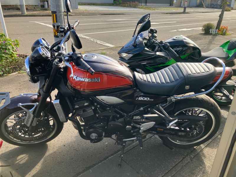 Kawasaki Z900RS 2022