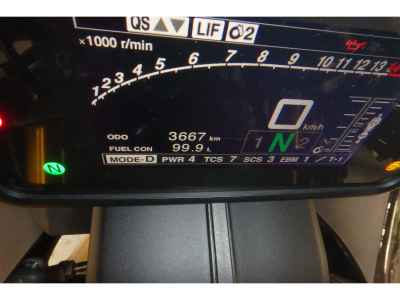 Yamaha YZF-R1M 2025