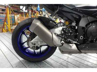 Yamaha YZF-R1M 2025