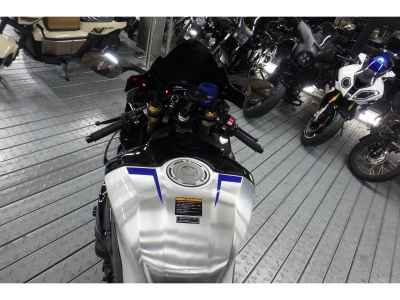 Yamaha YZF-R1M 2025