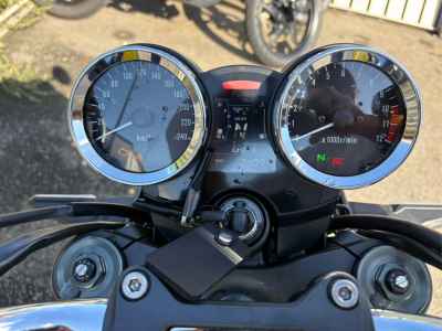 Kawasaki Z900RS 2024