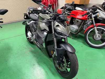 Ducati Streetfighter V2 2023