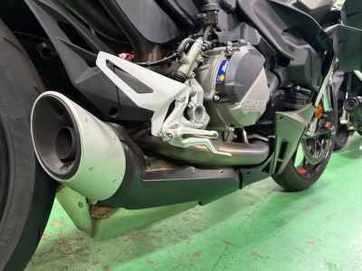 Ducati Streetfighter V2 2023