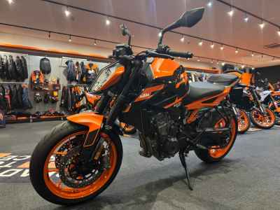 KTM 890 Duke GP 2025