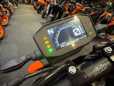 KTM 890 Duke GP 2025
